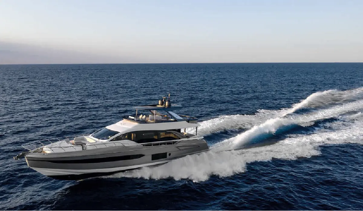 Azimut - Fly 78 - Motor Yacht Charter - Motor Yachts for Sale - Exclusive Concierge Club.webp
